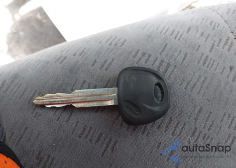 2006 Hyundai Elantra Gls/Limited z USA, uszkodzony, nr VIN KMHDN46D86U350929